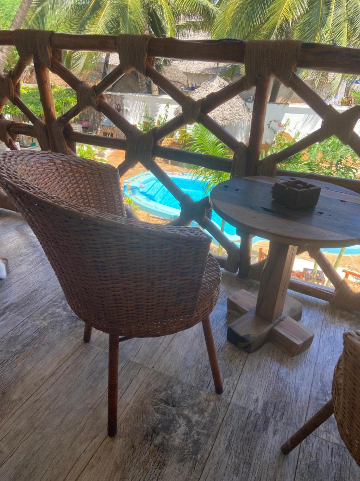 Bed and Breakfast Waka Waka Pwani Mchangani Exterior foto