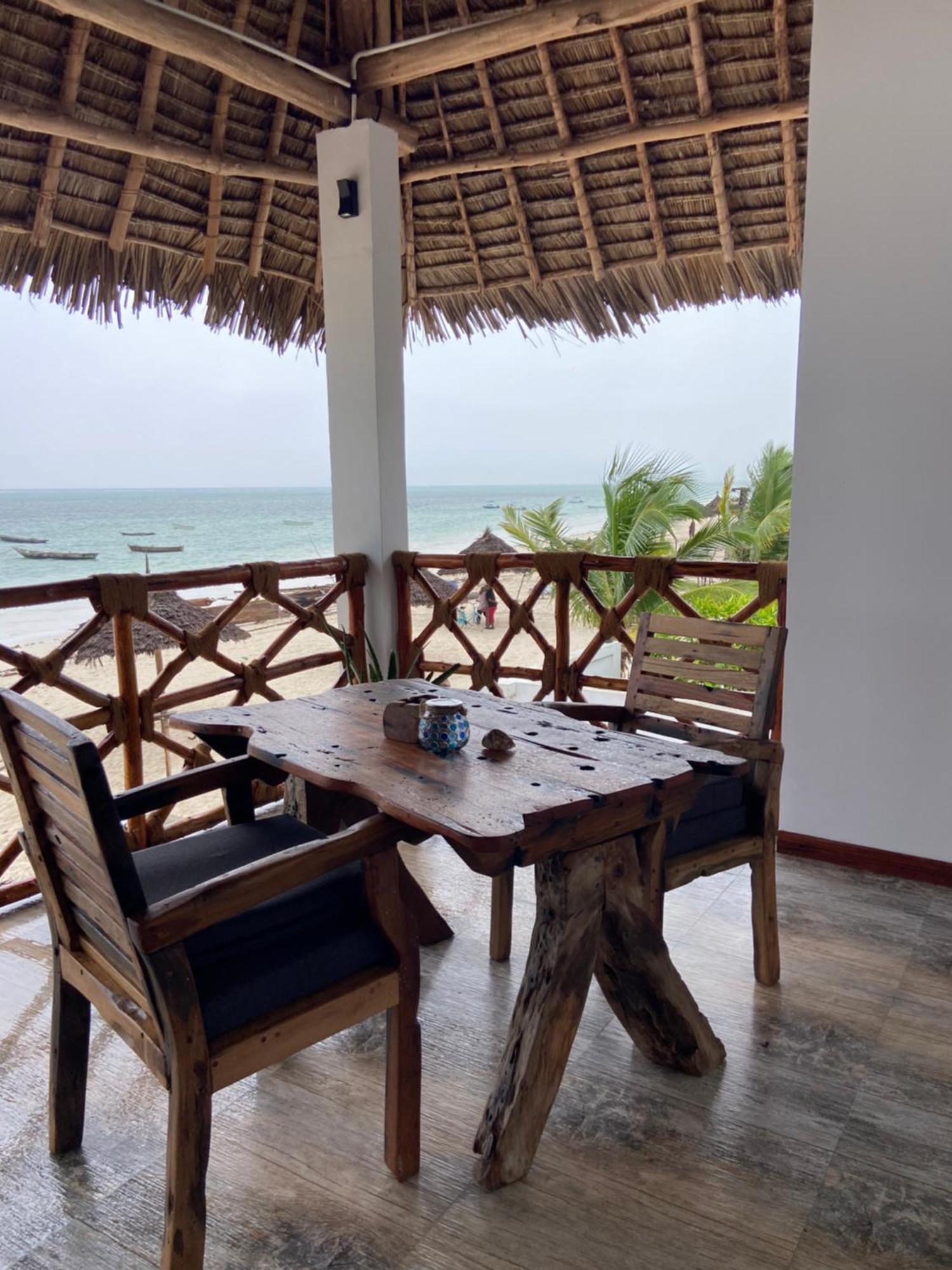 Bed and Breakfast Waka Waka Pwani Mchangani Exterior foto